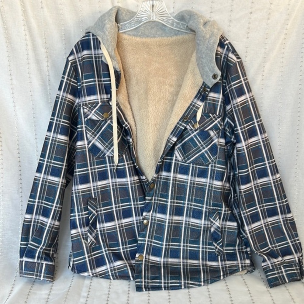Blue plaid snap up hoodie.